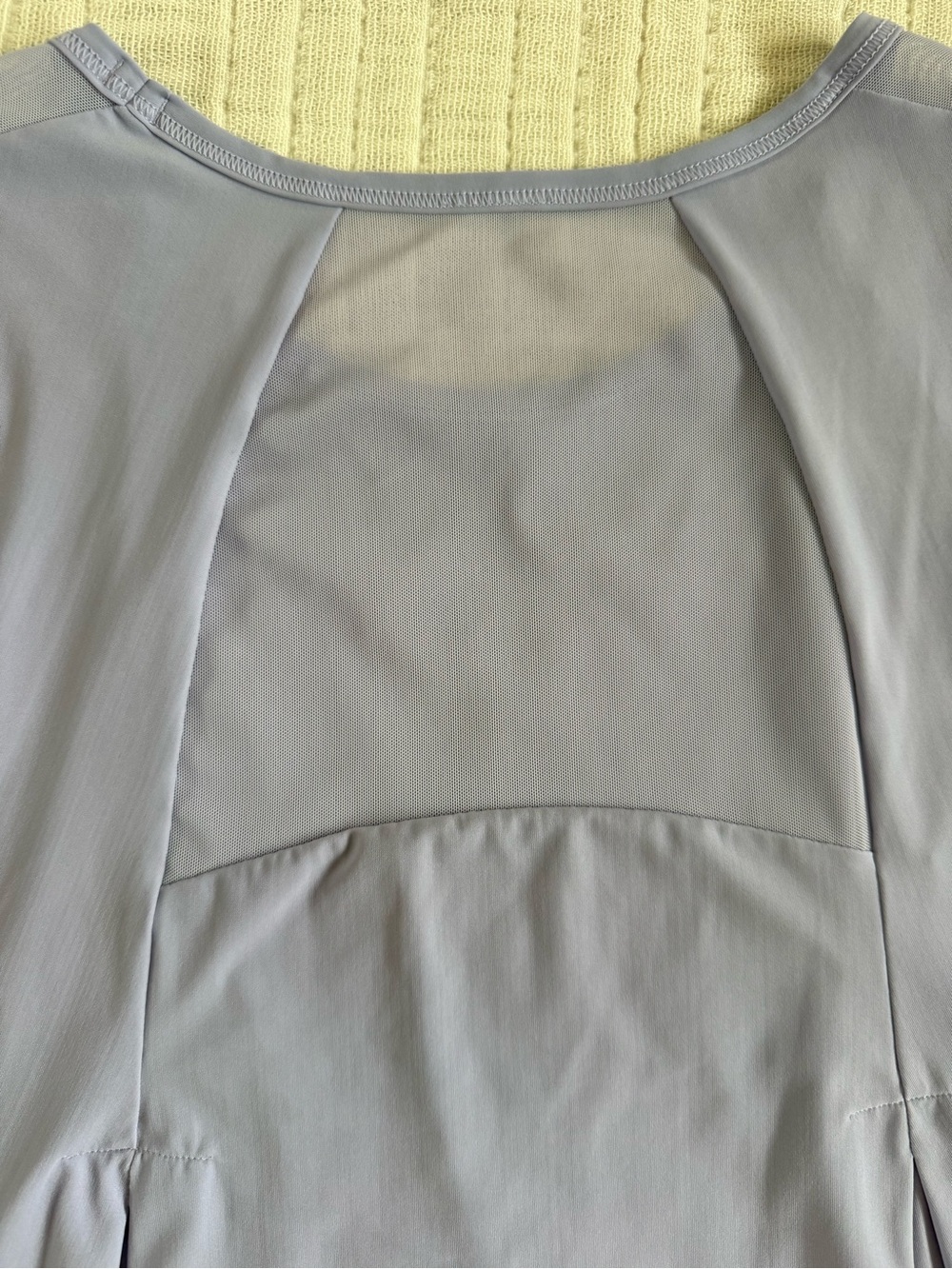 Lululemon Lavender Mesh Back Running Tank Top Size Small - Picture 4 of 4